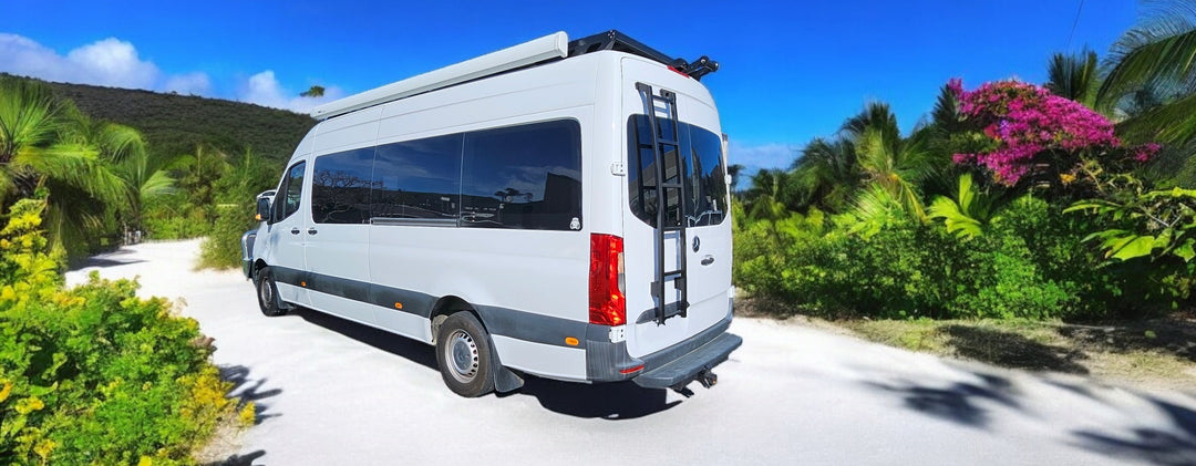 Motorhome roof rack for the long wheel base (for vehicles with a roof mount awnings)